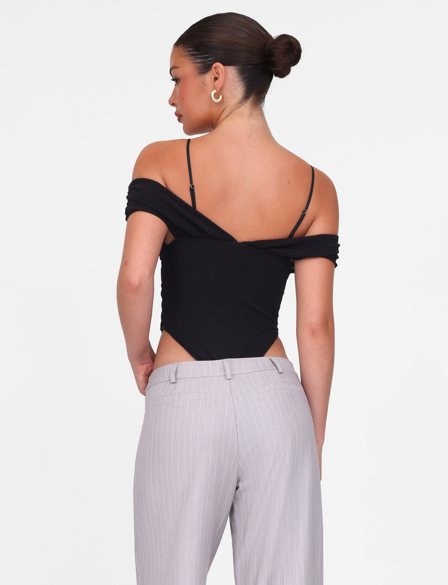 Black Draya Bodysuit - Sleek & Stylish